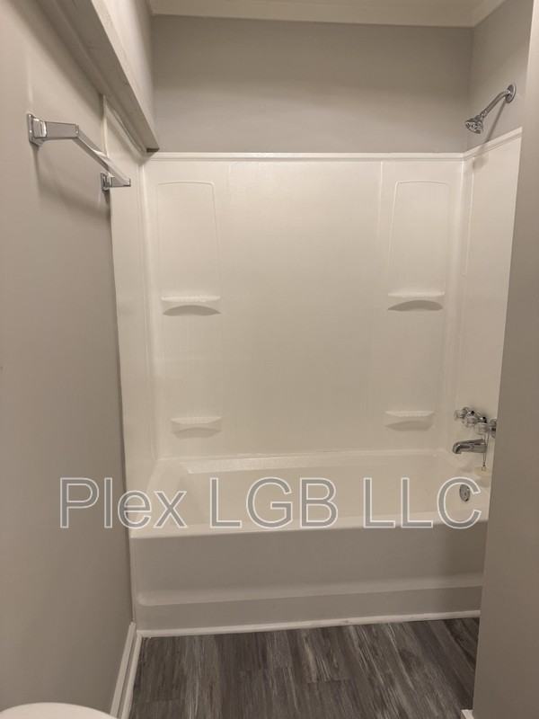 322 Daniel St - Photo 3 of 7