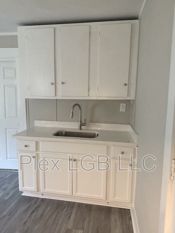 322 Daniel St - Photo 6 of 7