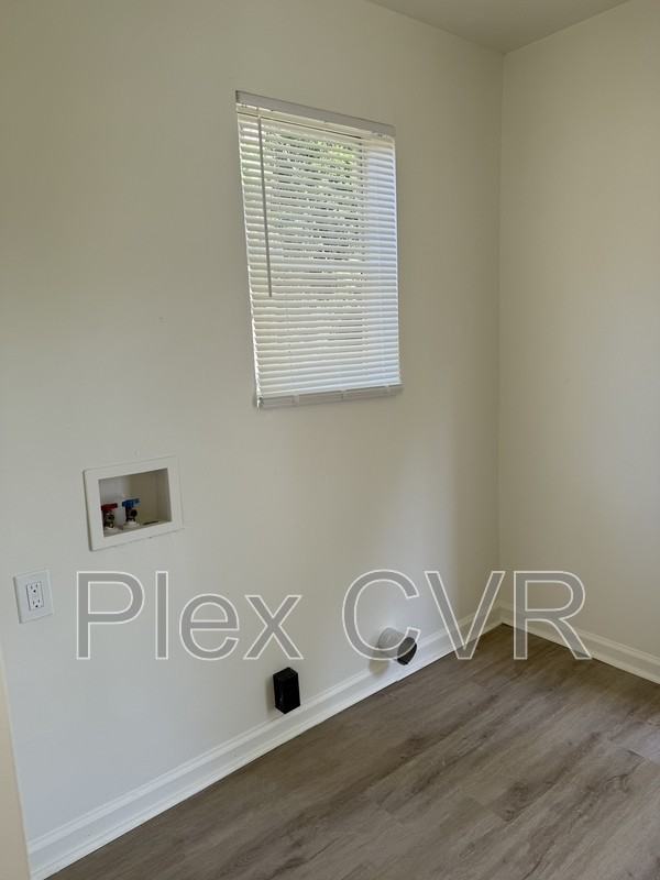 2711 Pecan St - Photo 5 of 8