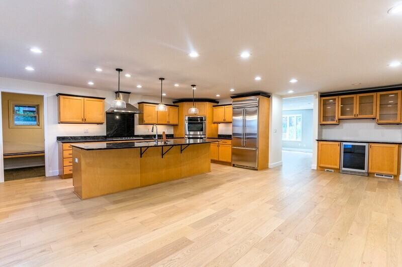 6832 122nd Ave Ne - Photo 5 of 16