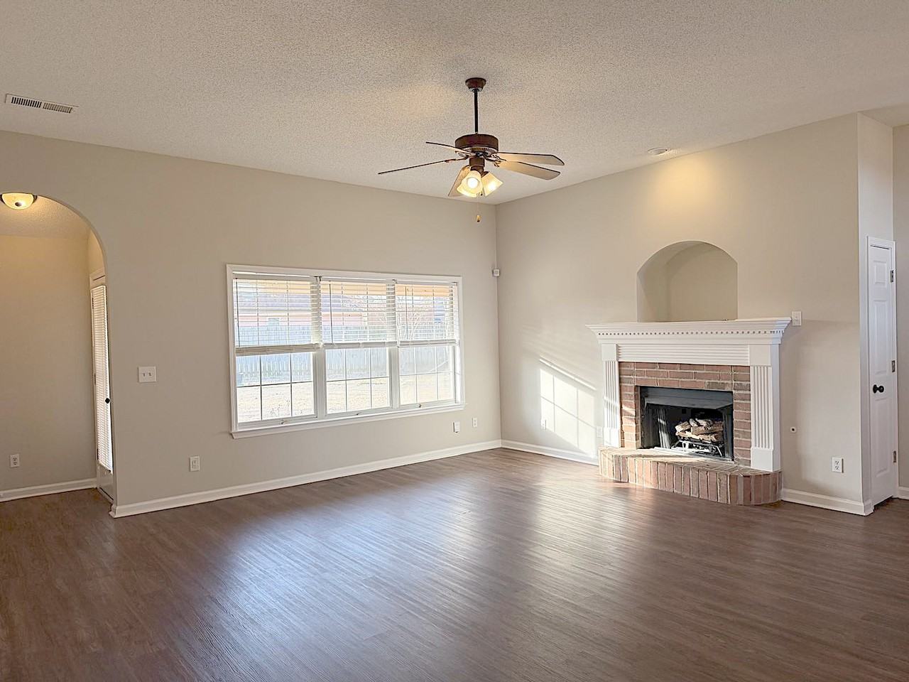 4476 S Kanita Cv #1 - Photo 3 of 19