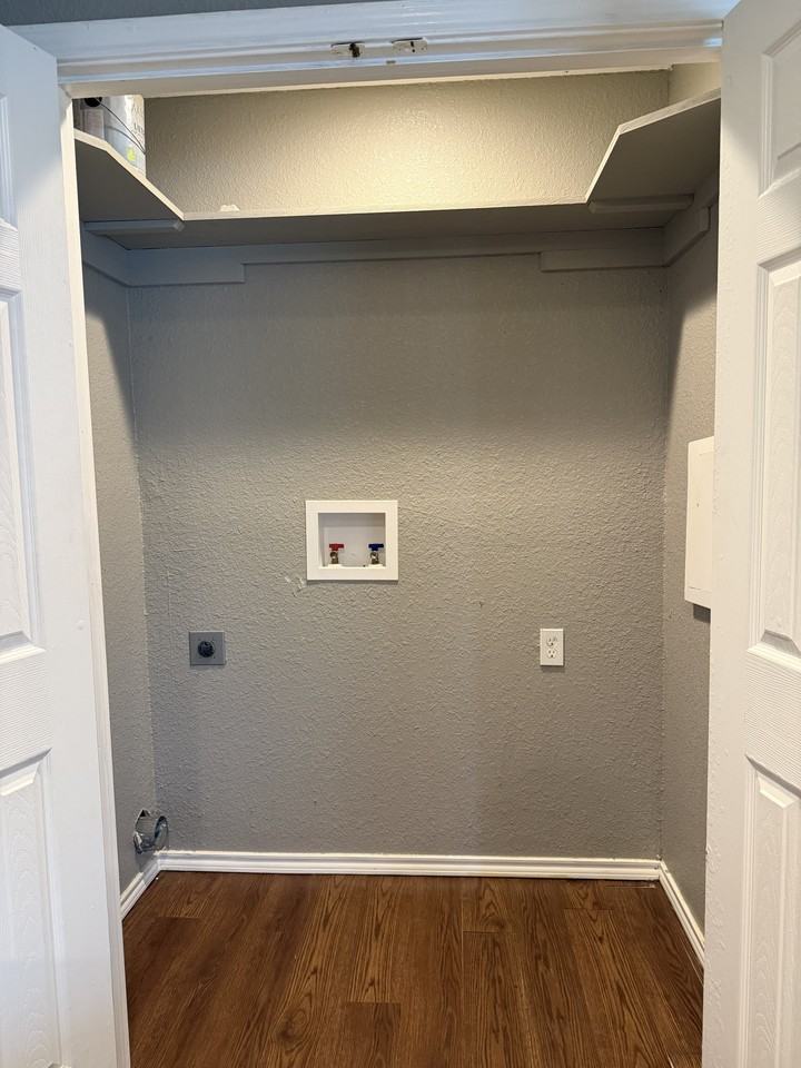 1738 Jennings St #1 - Photo 4 of 8