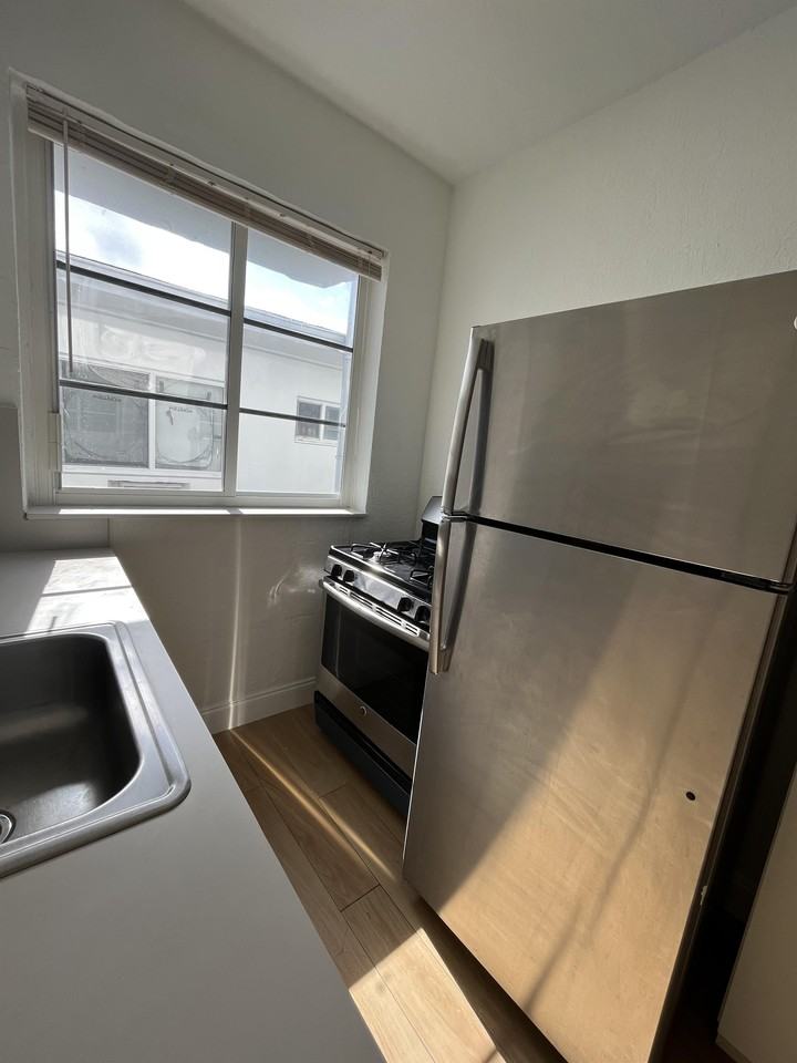 1120 Pennsylvania Ave #217 - Photo 4 of 9