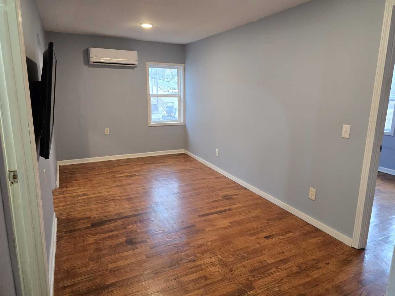 630 N Pleasant St #TOP - Photo 3 of 19