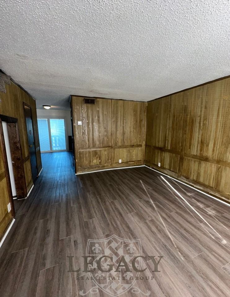 1031 Harold Dr #1 - Photo 7 of 24