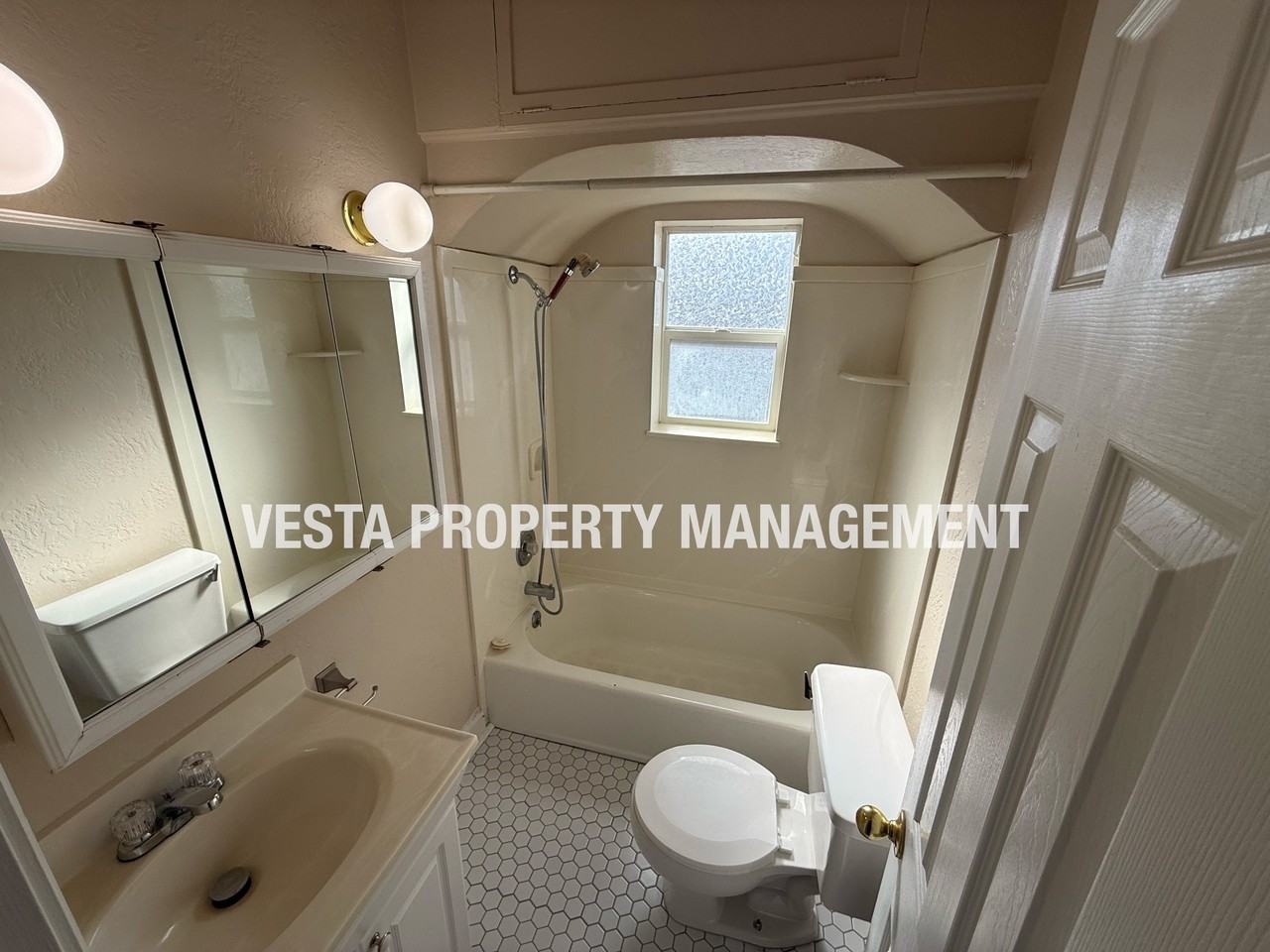 1315 Marilyn Dr #1315 - Photo 7 of 11