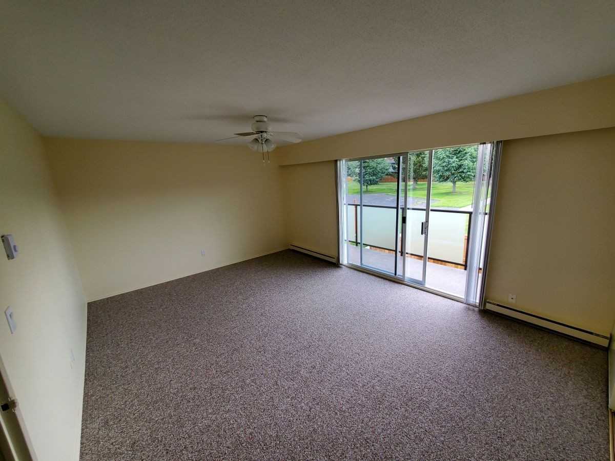 1780 Forest Rd - Photo 7 of 15