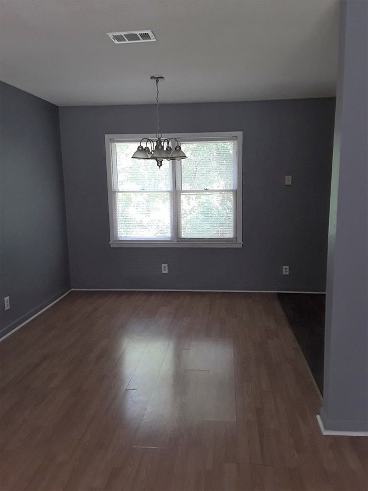 164 Laverne Cir Sw #1 - Photo 2 of 7