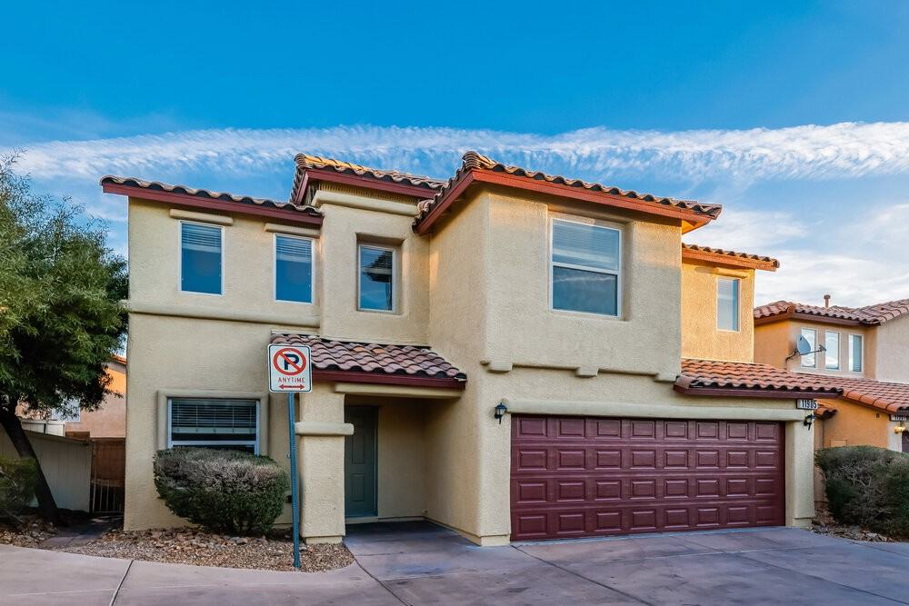 11905 Fairfax Ridge St - Photo 4 of 17