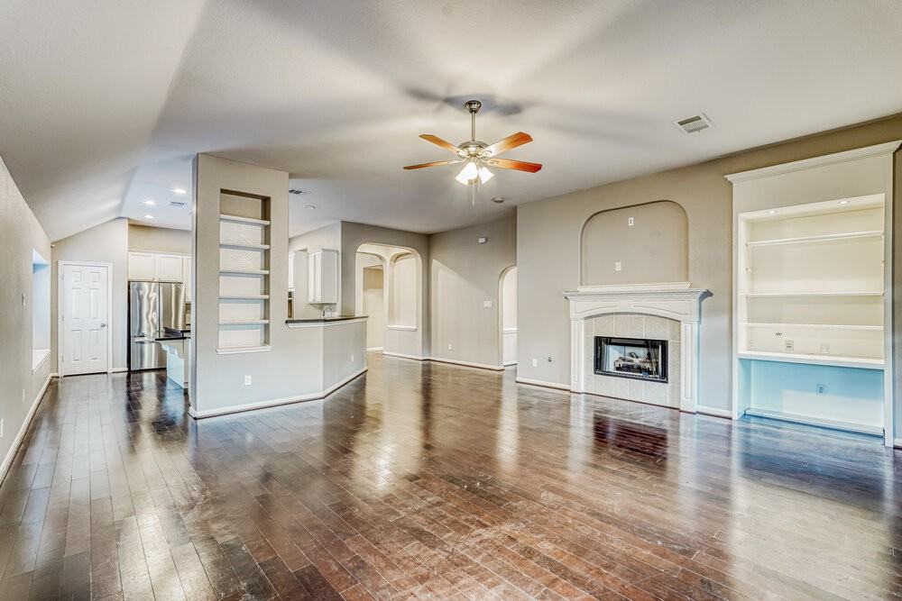 1110 Bringewood Chase Dr - Photo 4 of 16