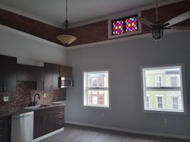 featured image of 112 S 6th St #2