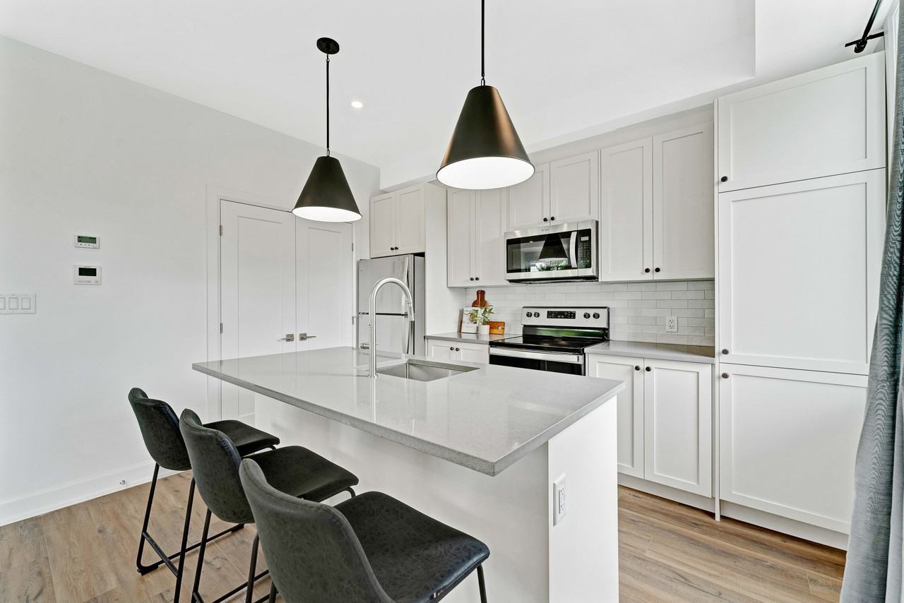 157 Sanford Avenue - Photo 6 of 7