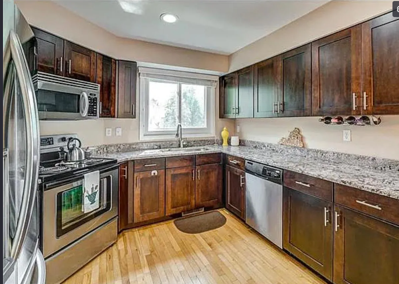 1706 Sheldrake Ct #1 - Photo 2 of 7