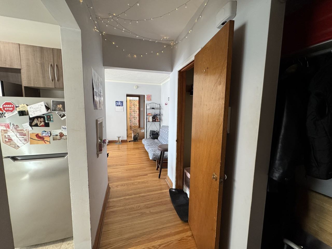 499 Osborne St - Photo 6 of 15