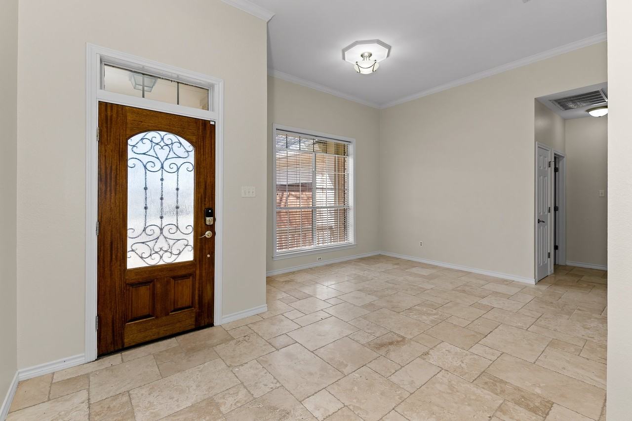 306 Copperleaf Rd #1 - Photo 2 of 12