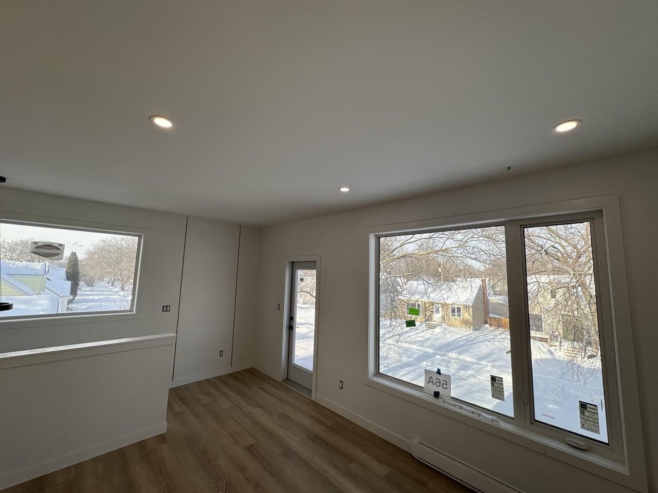 56 Handyside Ave - Photo 4 of 33