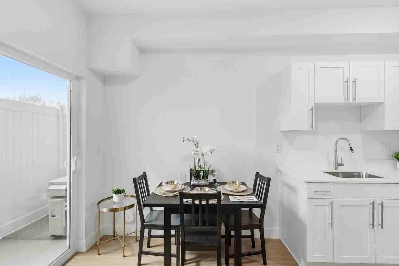 2085 N Main St - Photo 5 of 21