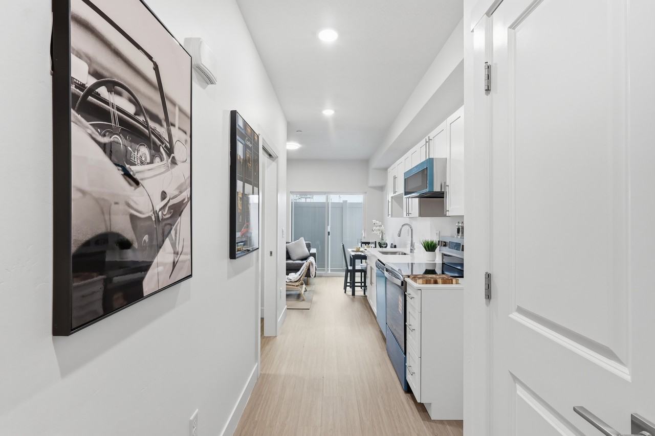 2085 N Main St - Photo 7 of 21