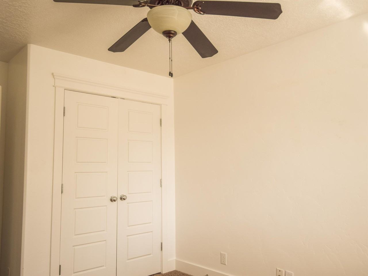 225 W 1010 S #1 - Photo 7 of 17