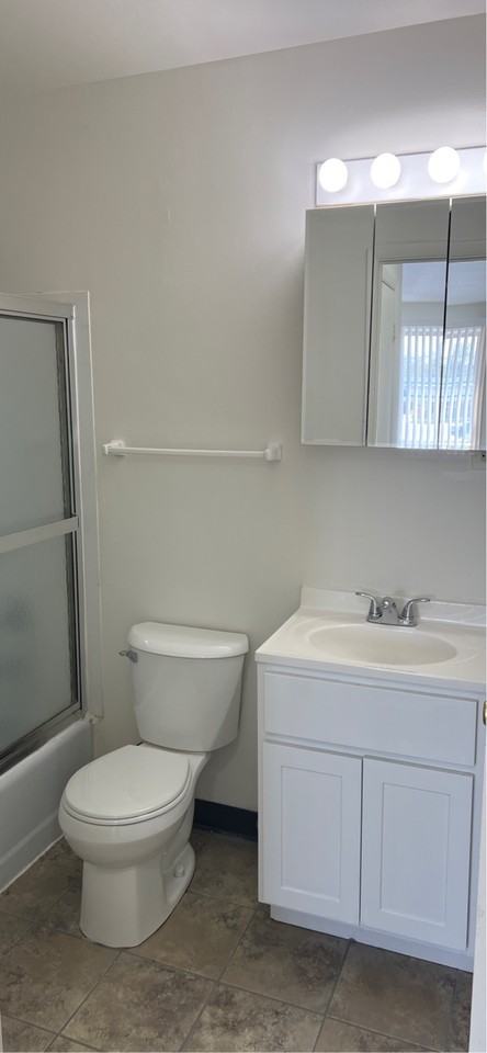 2708 Grand Ave #02 - Photo 7 of 9