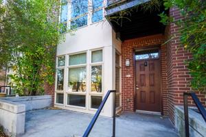 featured image of 412 S 13th St #109