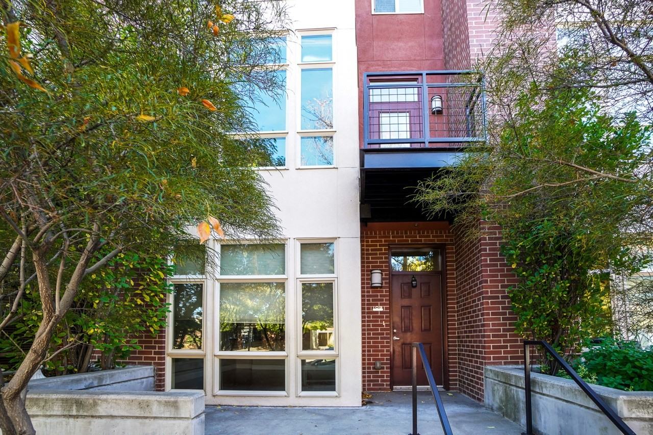 412 S 13th St #109 - Photo 2 of 18