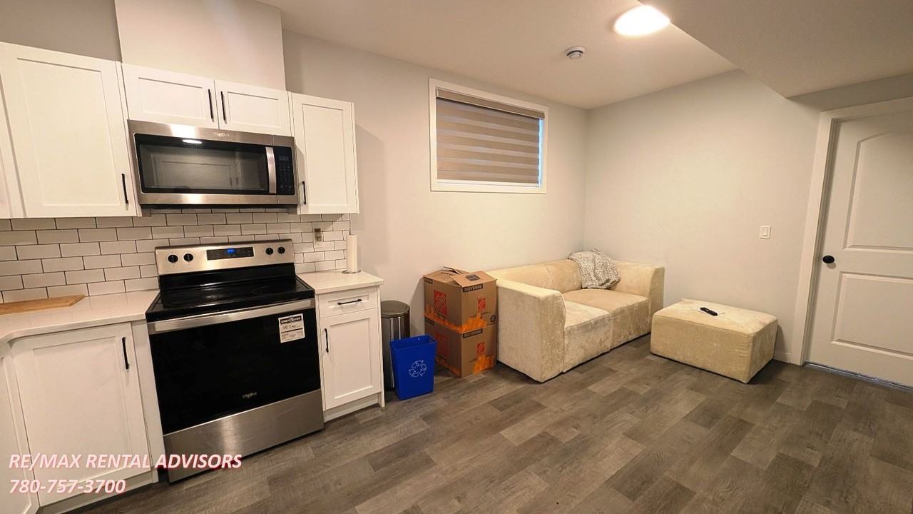 11 Setonstone Landng Se - Photo 3 of 10