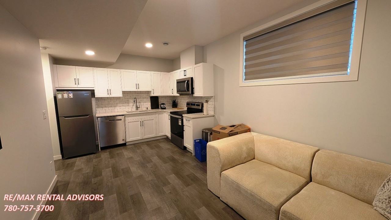 11 Setonstone Landng Se - Photo 4 of 10