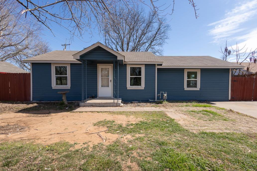 1106 N 5th St - Photo 2 of 15