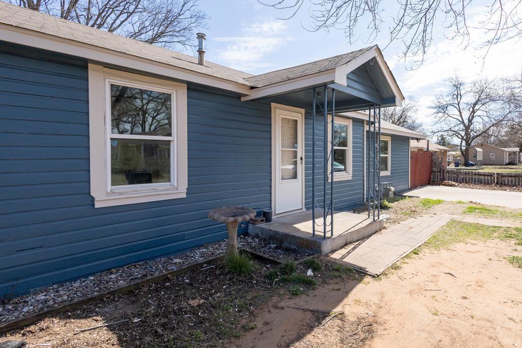 1106 N 5th St - Photo 6 of 15