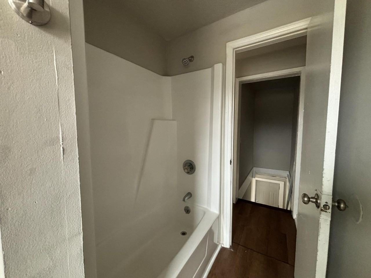 656 Dr Martin Luther King Jr Blvd - Photo 7 of 10