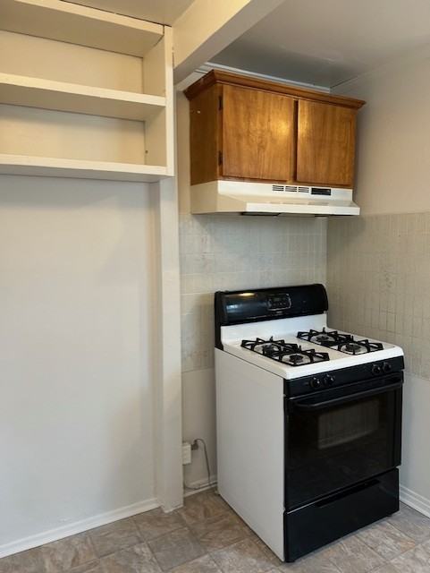 315 Pauley St #1 - Photo 3 of 7