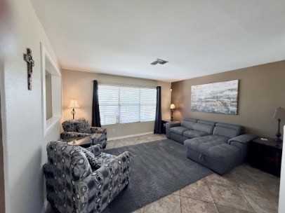 18882 N 77th Ave - Photo 6 of 11