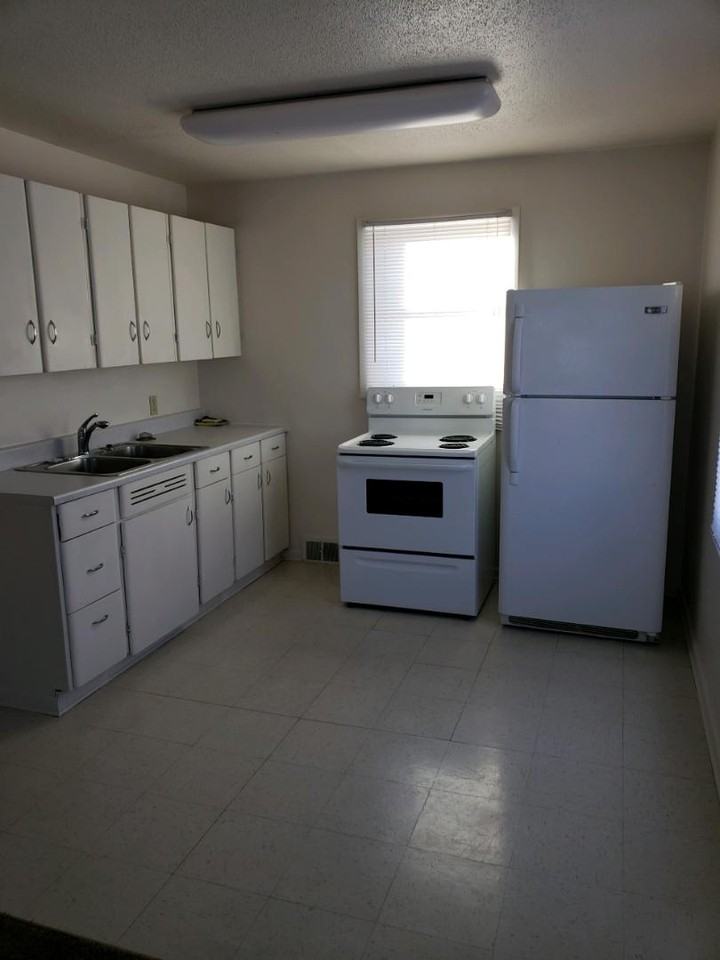 517 E Saint Patrick Street - Photo 3 of 7