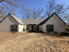 featured image of 2150 Tramway Pl