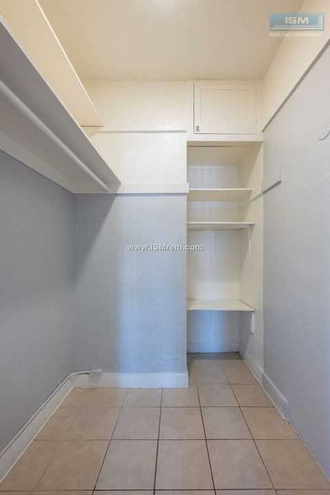 43rd Place Apartments - Photo 7 of 16