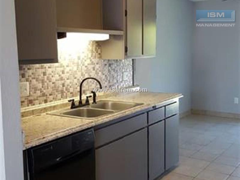 Lake Boulevard Apartment Homes - Photo 4 of 9