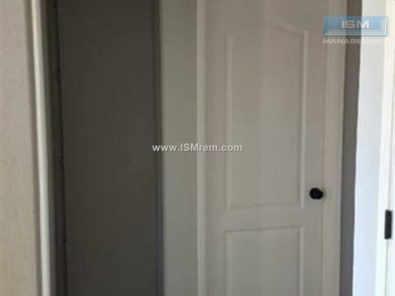 Lake Boulevard Apartment Homes - Photo 7 of 9