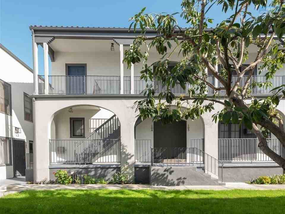 5171 Marathon Apartments - Photo 4 of 9