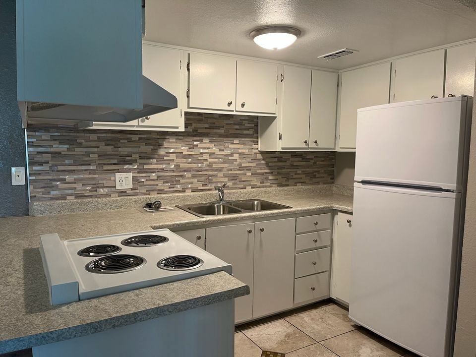 Delta Village Apartments - Photo 7 of 11