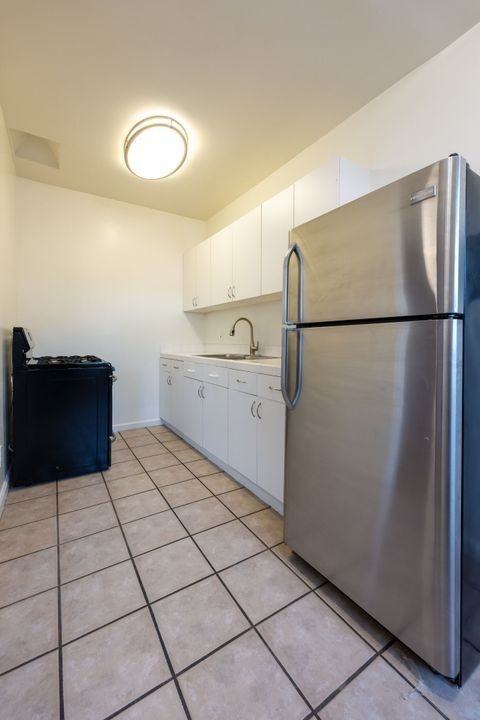 Elmwood Apartments - Photo 6 of 49