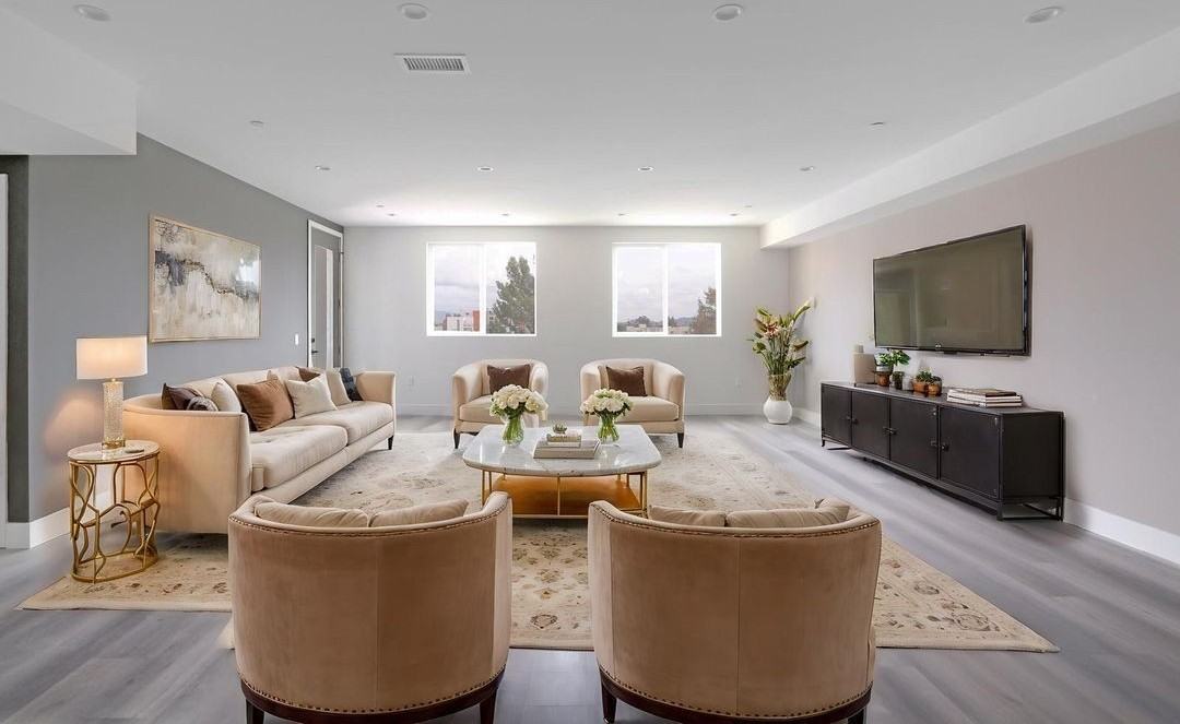 11155 Huston St - Photo 7 of 47