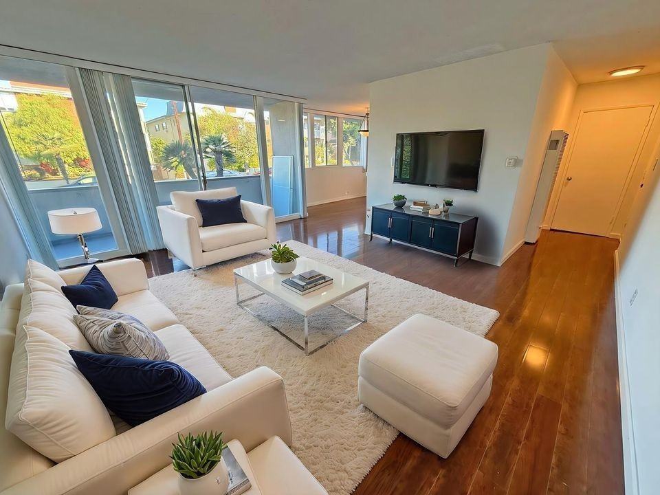 11936 Darlington Ave - Photo 4 of 50