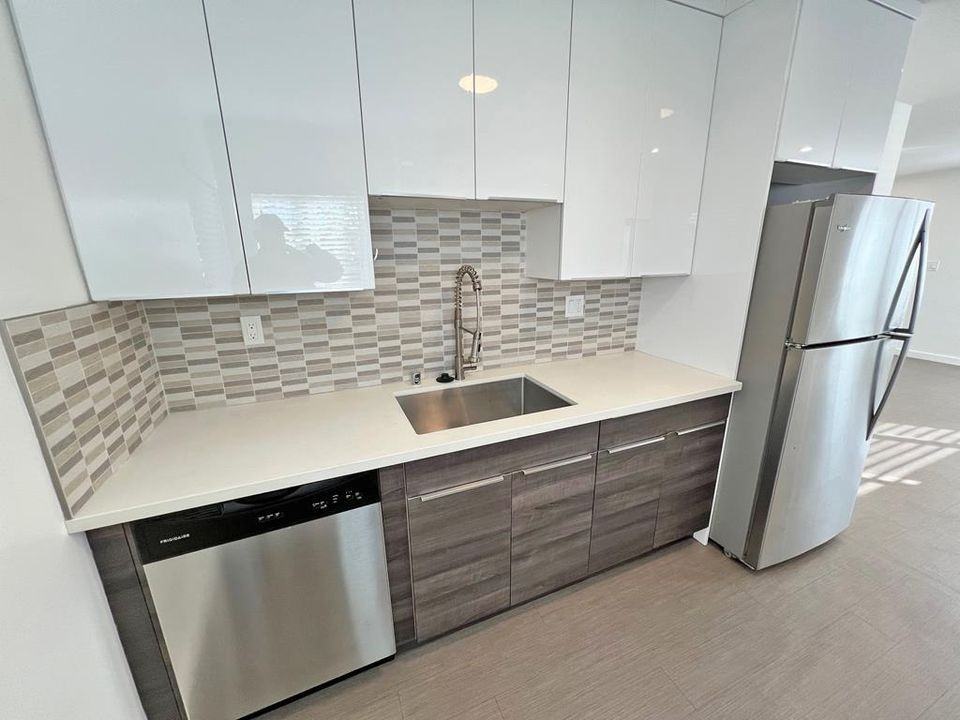 12315 W Washington Blvd - Photo 6 of 28