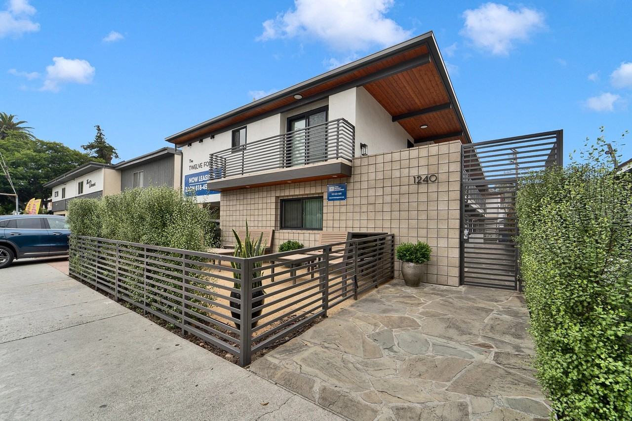 1240 W 29th St - Photo 2 of 49