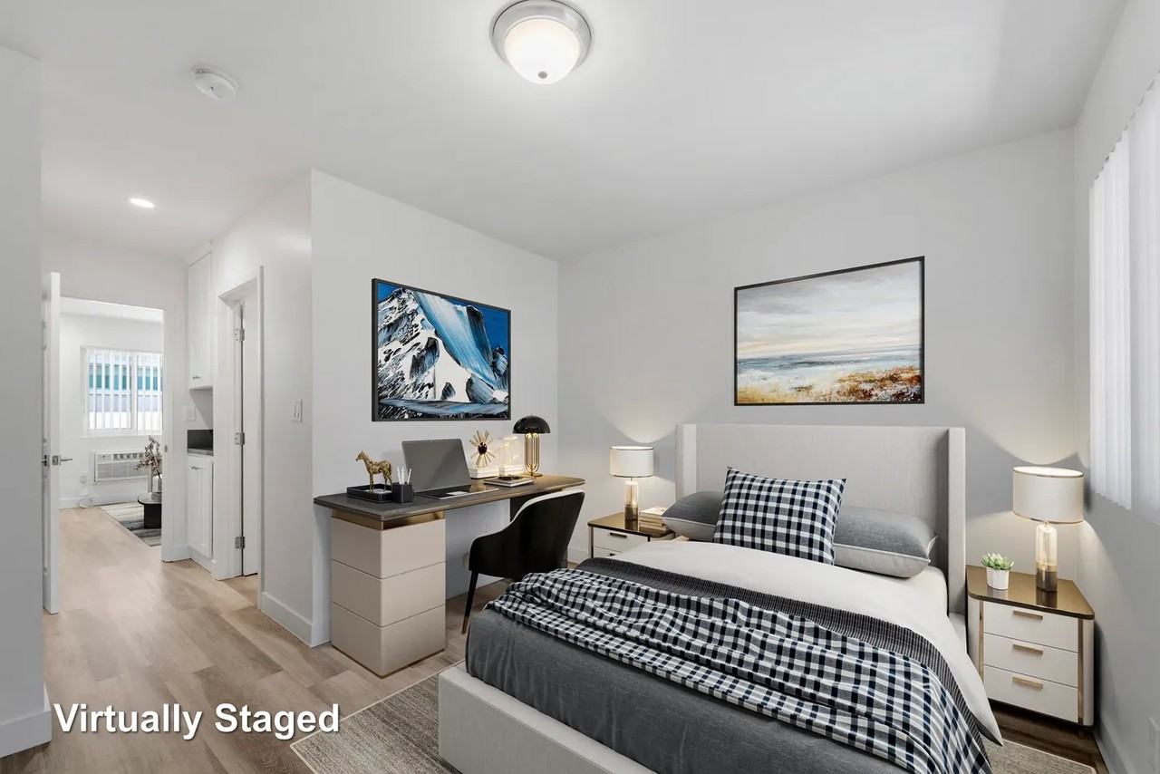 1240 W 29th St - Photo 6 of 49