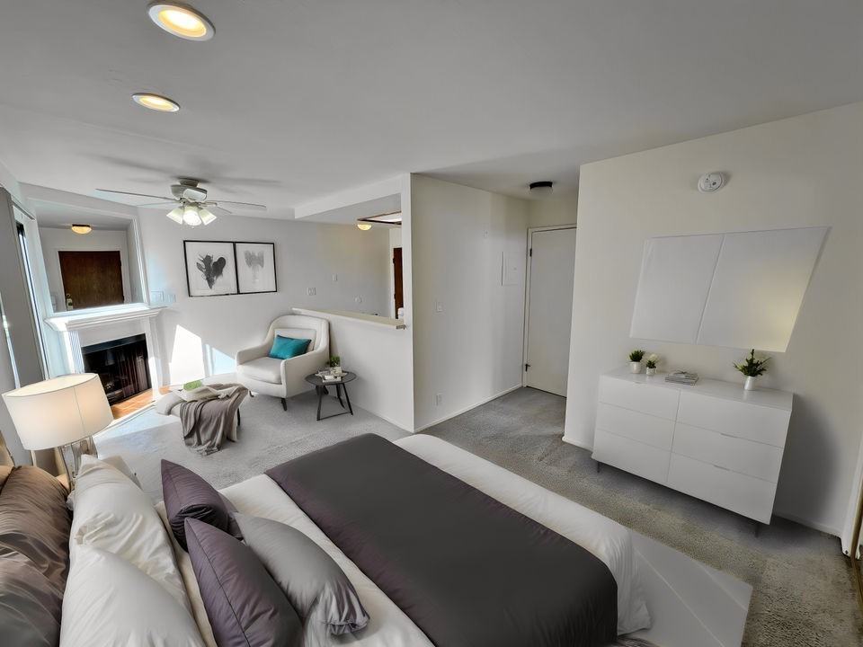 1321 N Vista St - Photo 2 of 50