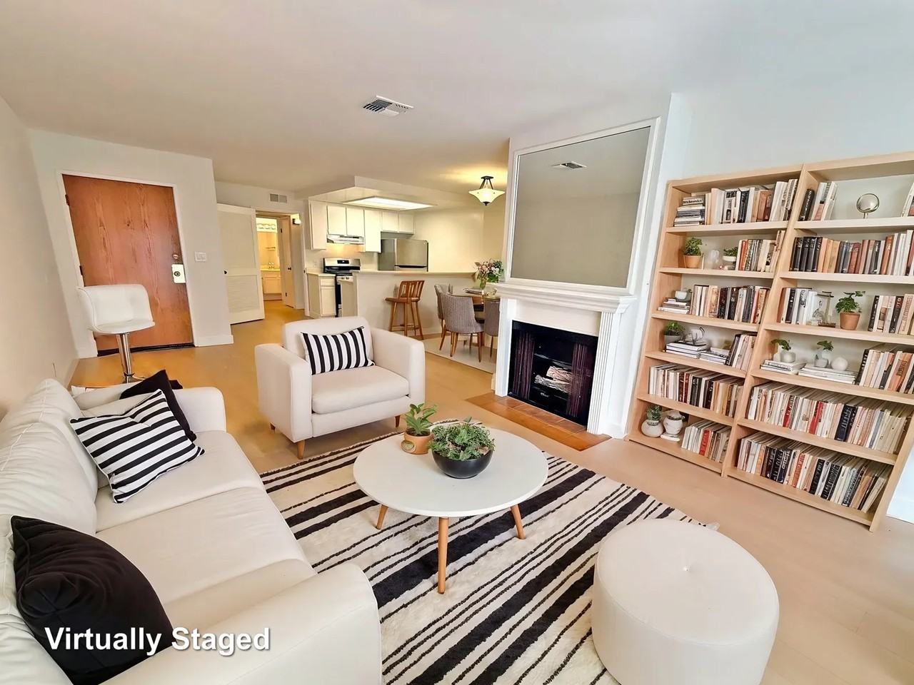 1321 N Vista St - Photo 5 of 50