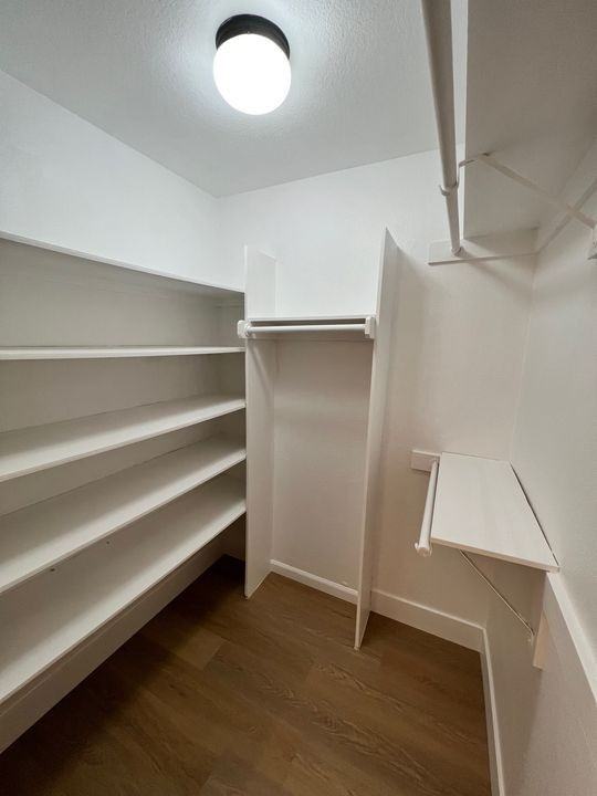 1321 N Vista St - Photo 3 of 50