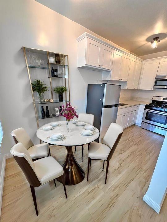 133 N Reno St - Photo 2 of 46